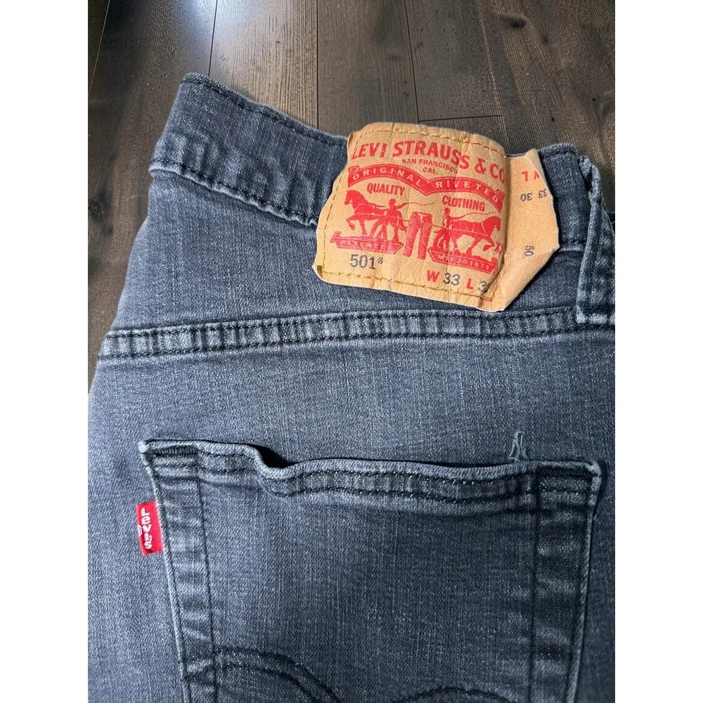 Levis 501 Original Fit Mens Gray Black Straight Leg Button Fly Jeans W33 L30